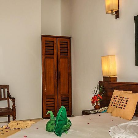 Senani Hotel Kandy Extérieur photo