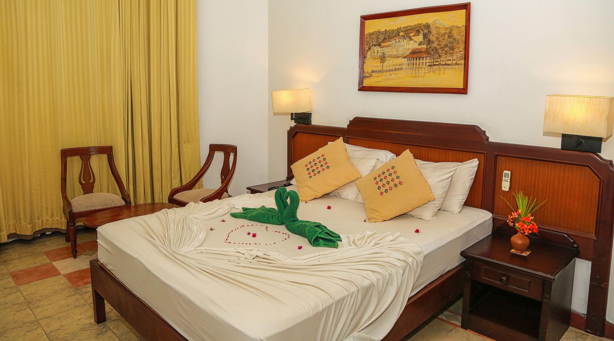 Senani Hotel Kandy Extérieur photo