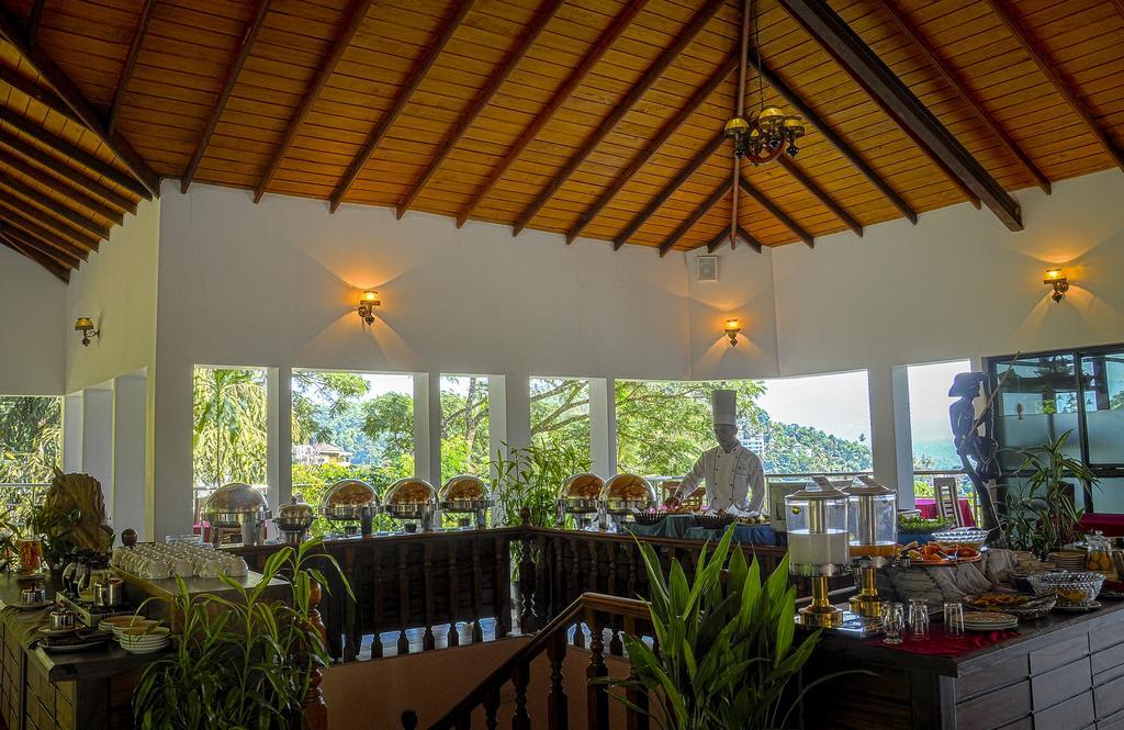 Senani Hotel Kandy Extérieur photo