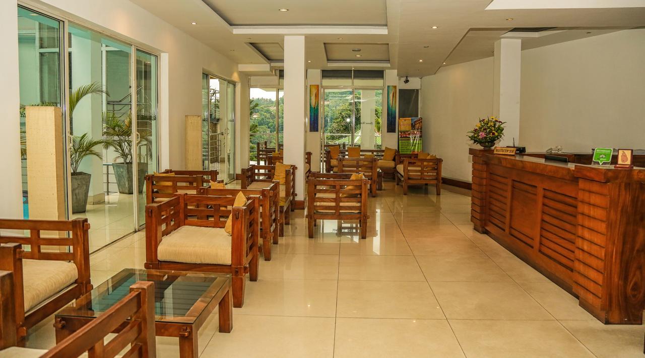 Senani Hotel Kandy Extérieur photo