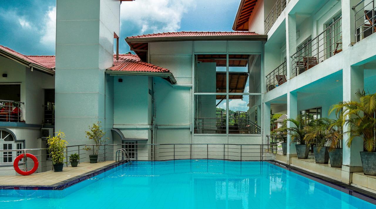 Senani Hotel Kandy Extérieur photo